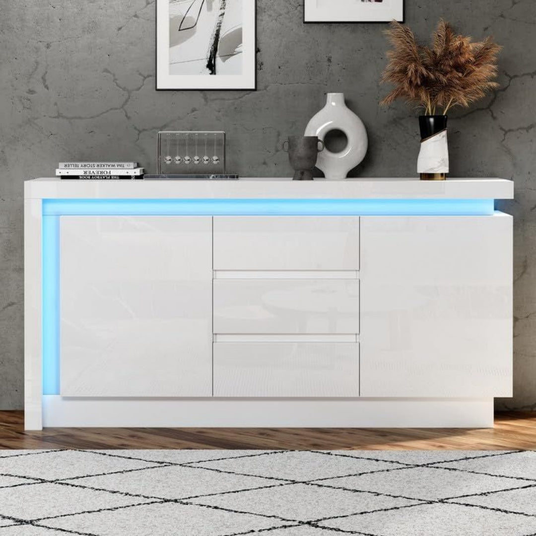 Pour un interieur harmonieux, buffet avec tiroirs, avec portes en finition blanc et vert